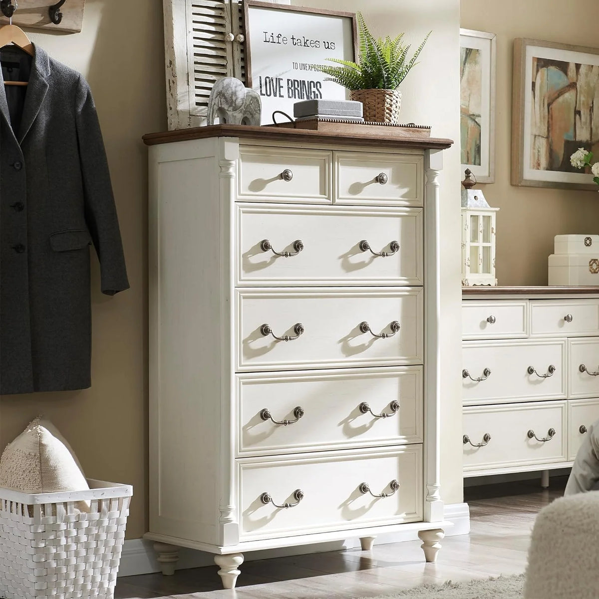 Antique White 6 Drawer Dresser S8360