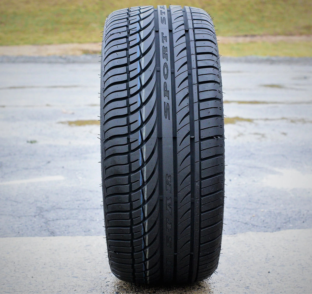Pair of 2 Performance Tires H567765
