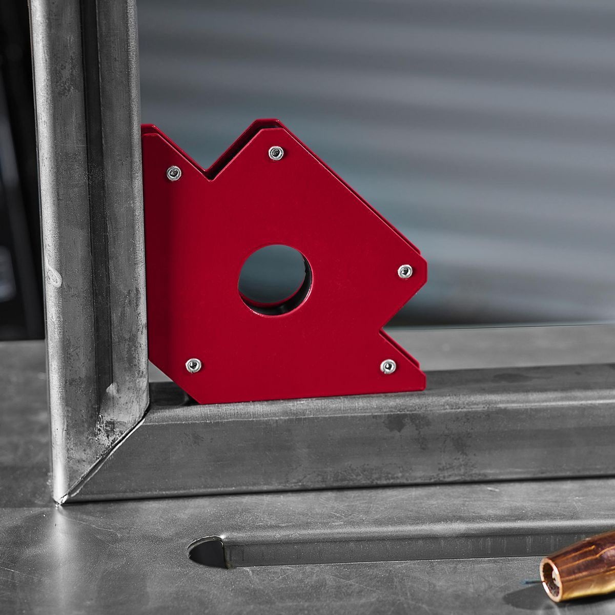 6-1/4 in. Multipurpose Magnet Holder B639740