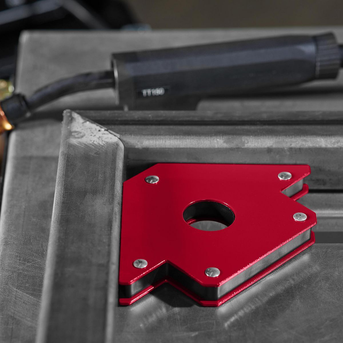 6-1/4 in. Multipurpose Magnet Holder B639740