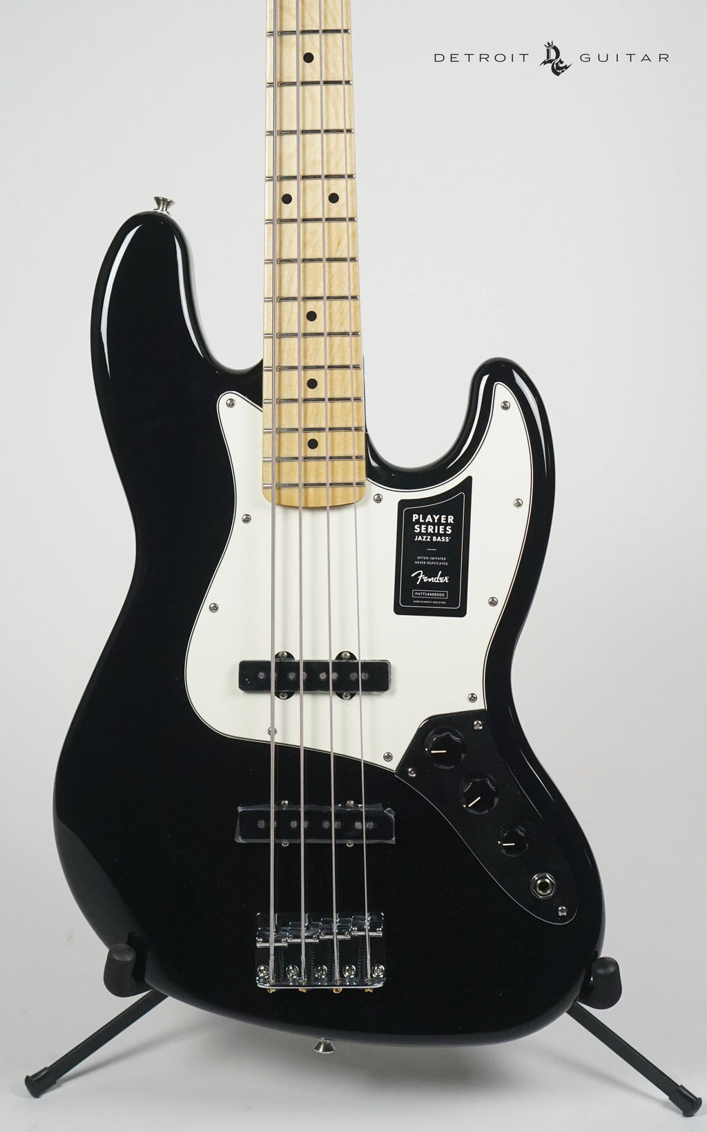 Jazz Bass Maple Fingerboard Black U288