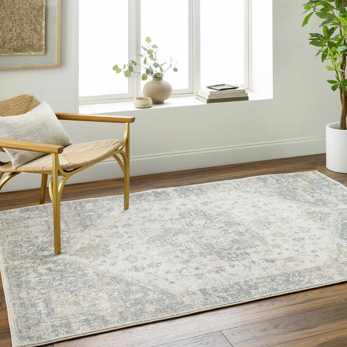 Cream Peach Medium Gray Area Rug 5'3" x 7' H140