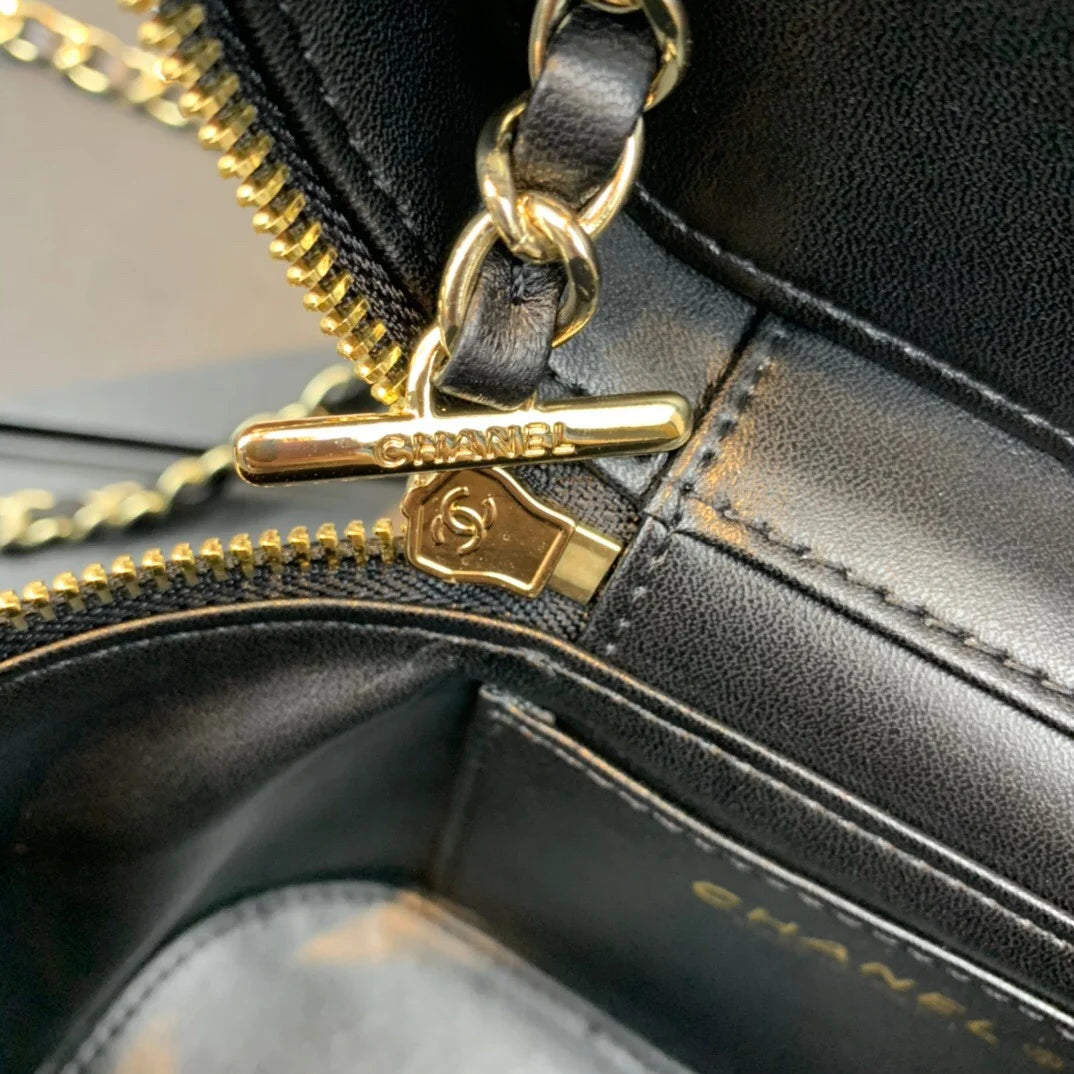 Black Vanity Case Handbag U8198
