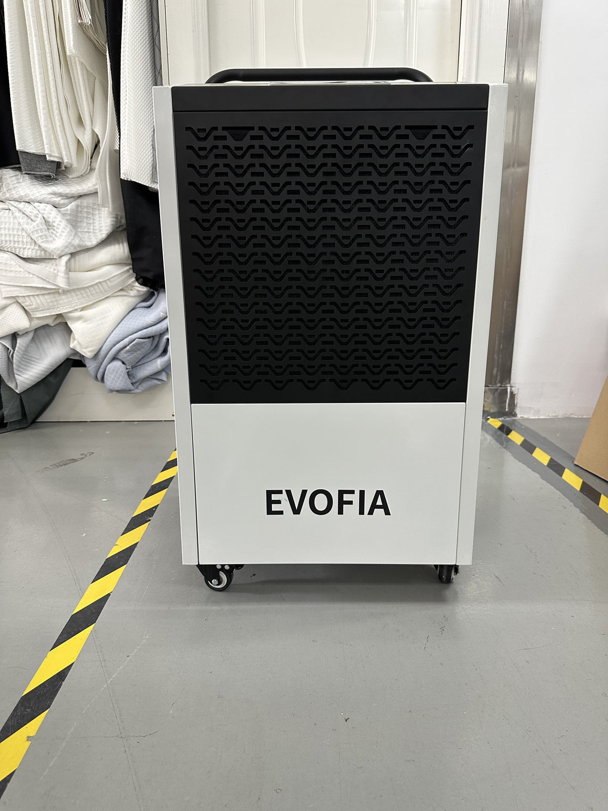 240 Pints Commercial Dehumidifier with Pump and Drain Hose M959