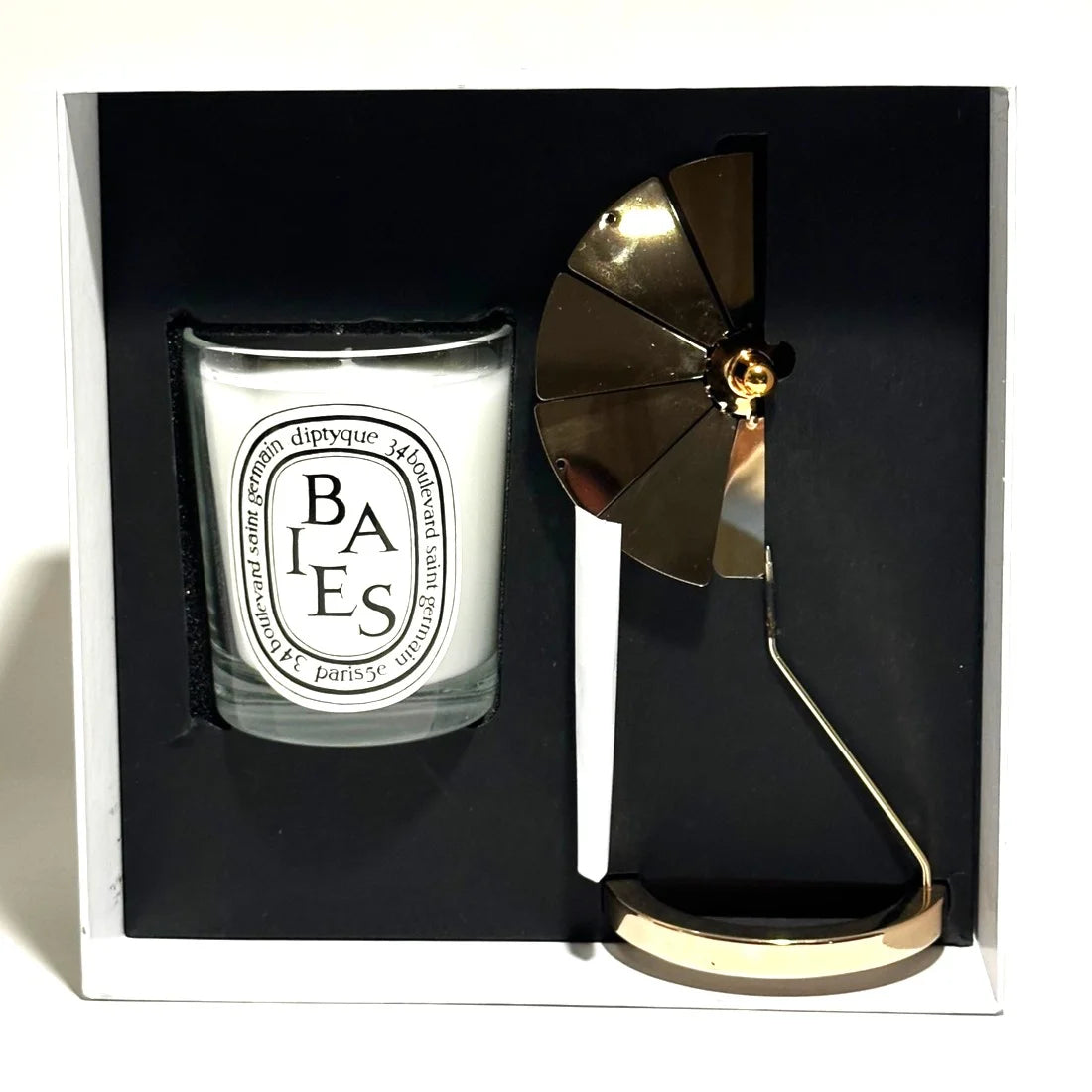 Gold Carousel and 190g Candle N79380