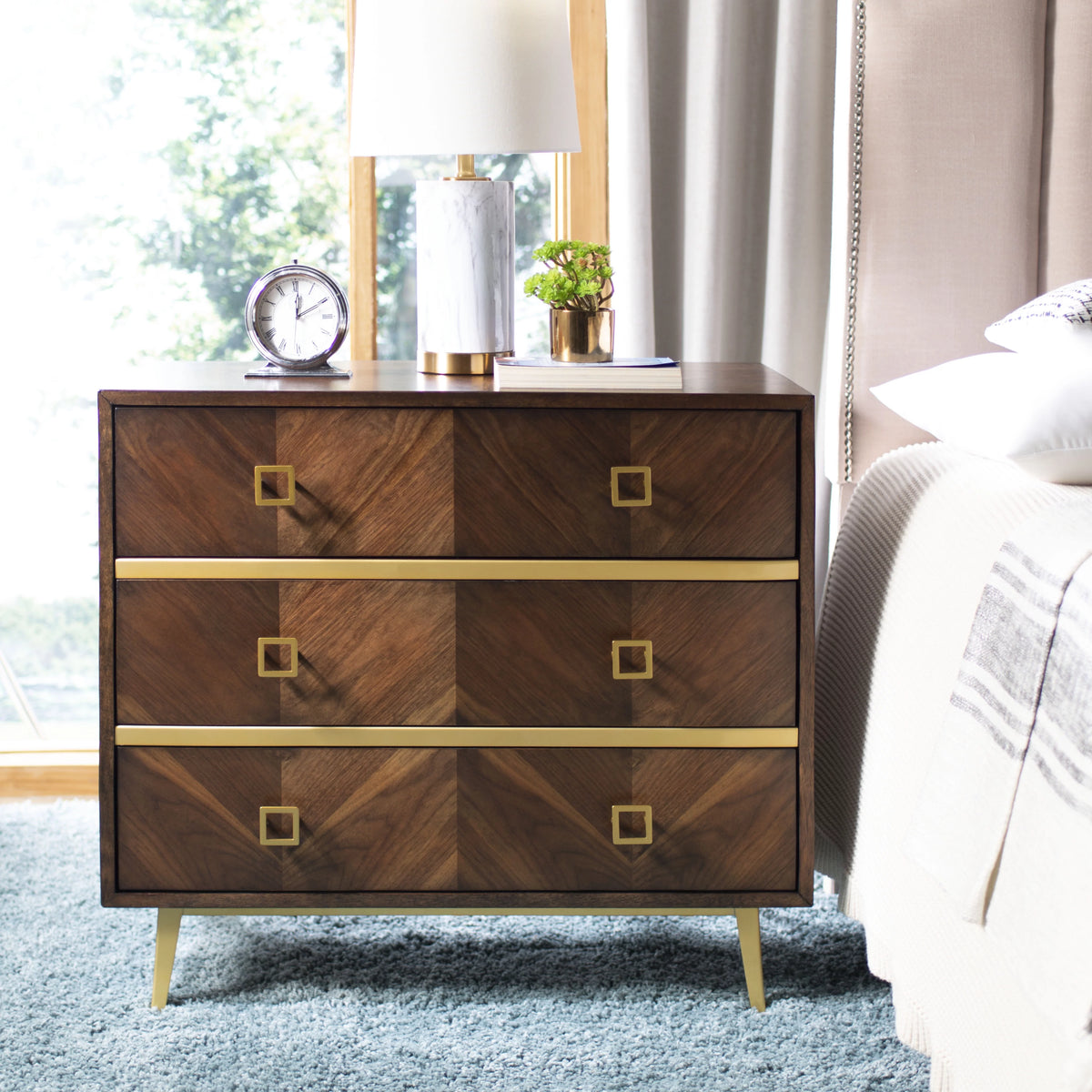 Three Drawer Chest K195214
