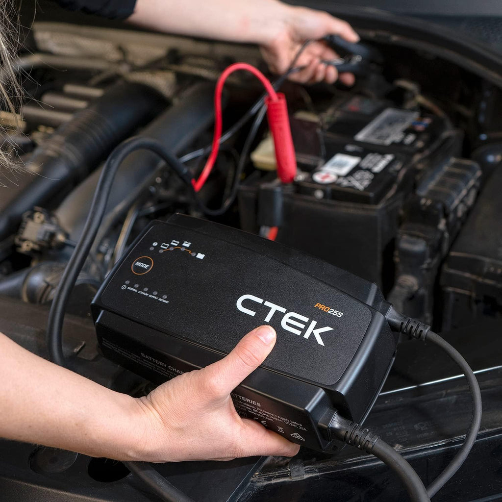 25A 12V Battery Charger and Power Supply G4686