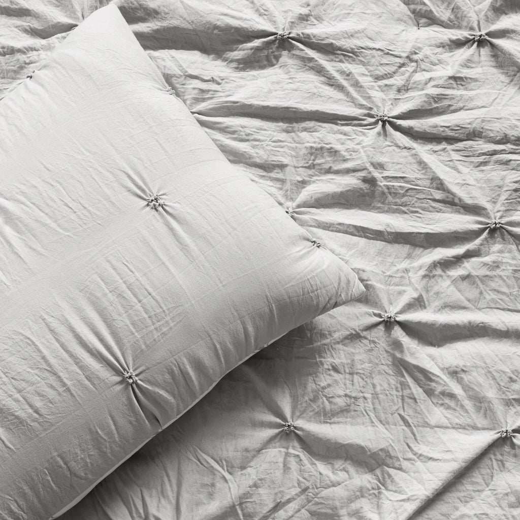 Light Gray Full/Queen Comforter Set L78734