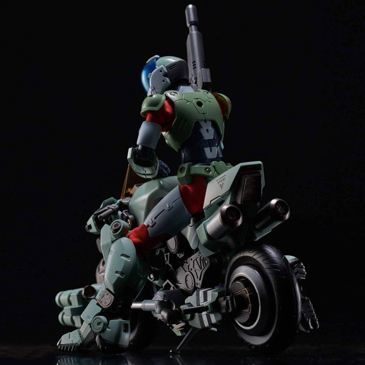 1/12 Scale Painted Action Figure Q2411