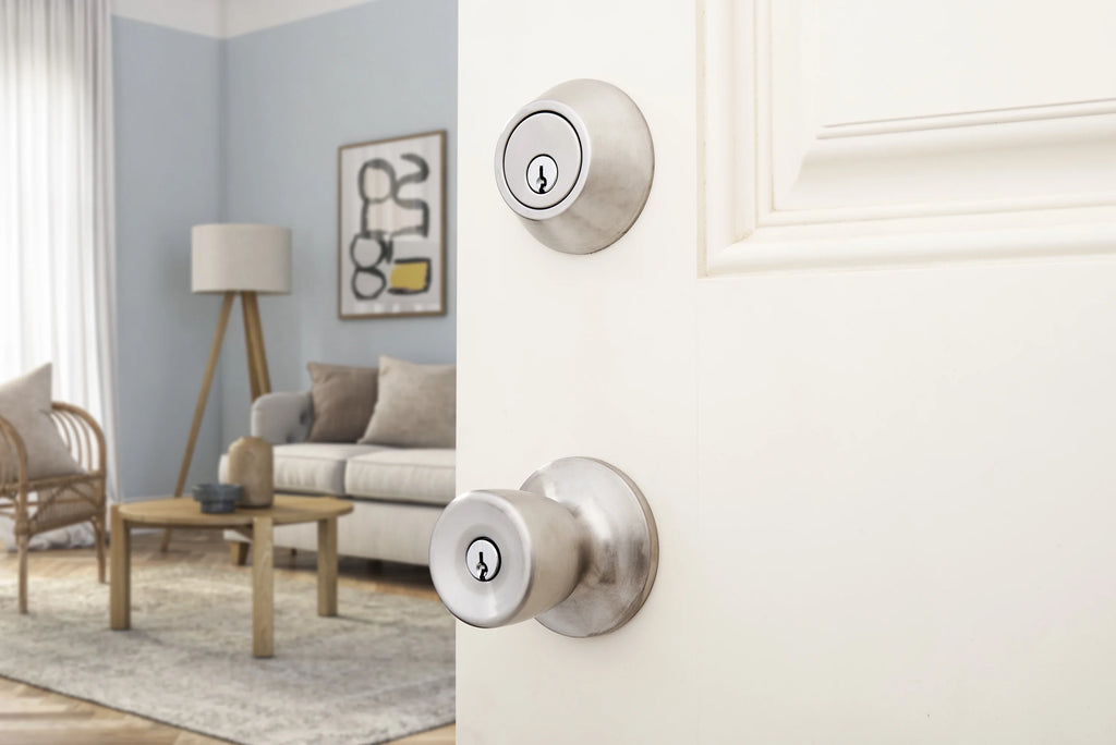 Polished Brass Doorknob and Deadbolt Combo Pack H961