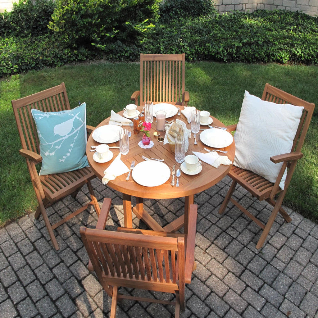 Teak Round Table F58433